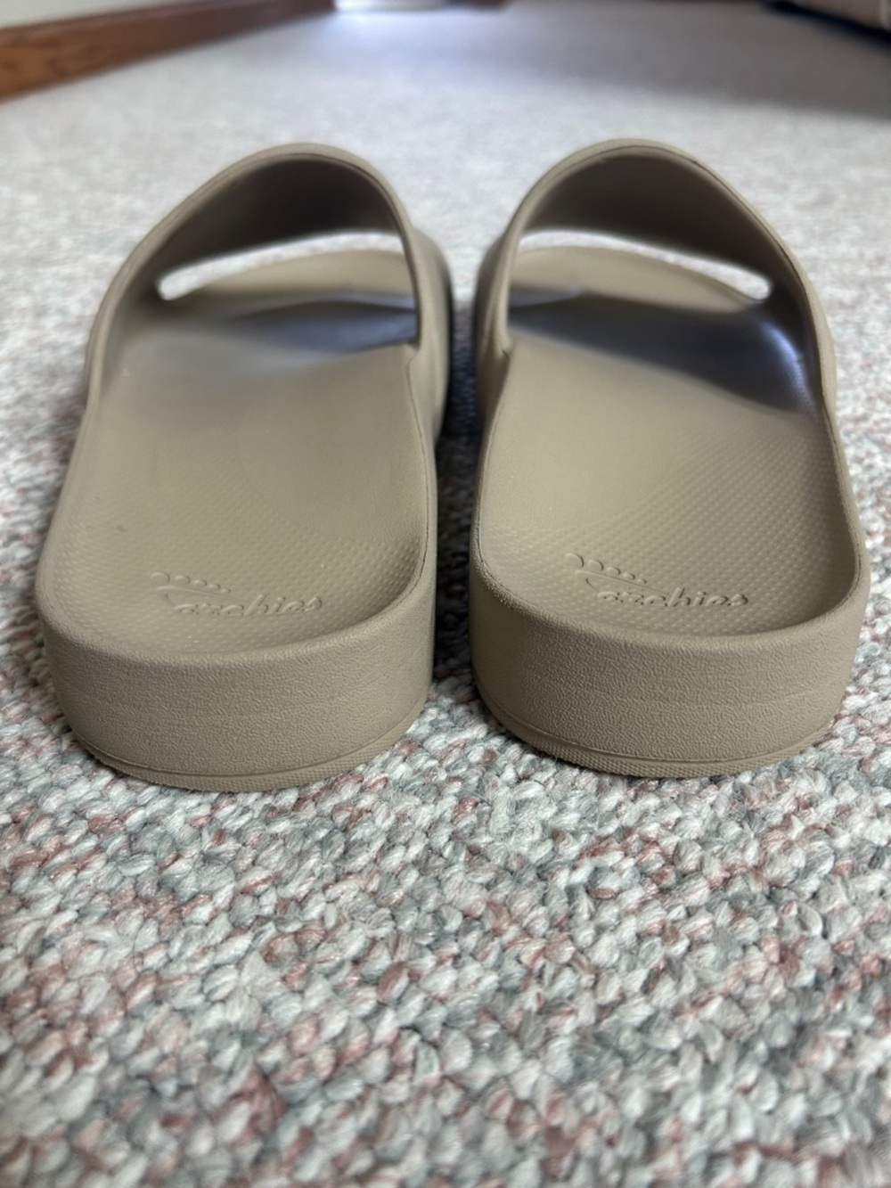 Archies Women's size US10 or Men’s size US9 Slide Sandals in Taupe Beige - Picture 5 of 11
